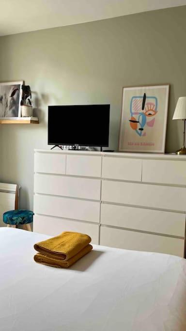Cozy Pour Decouvrir Paris. Issy-les-Moulineaux